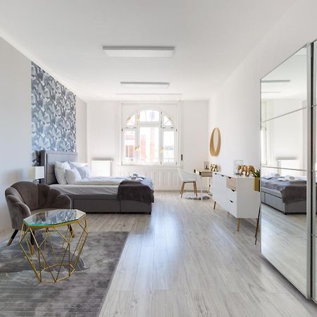 Designer Apartment On The Budapest Broadway With 2Br And Ac Екстер'єр фото