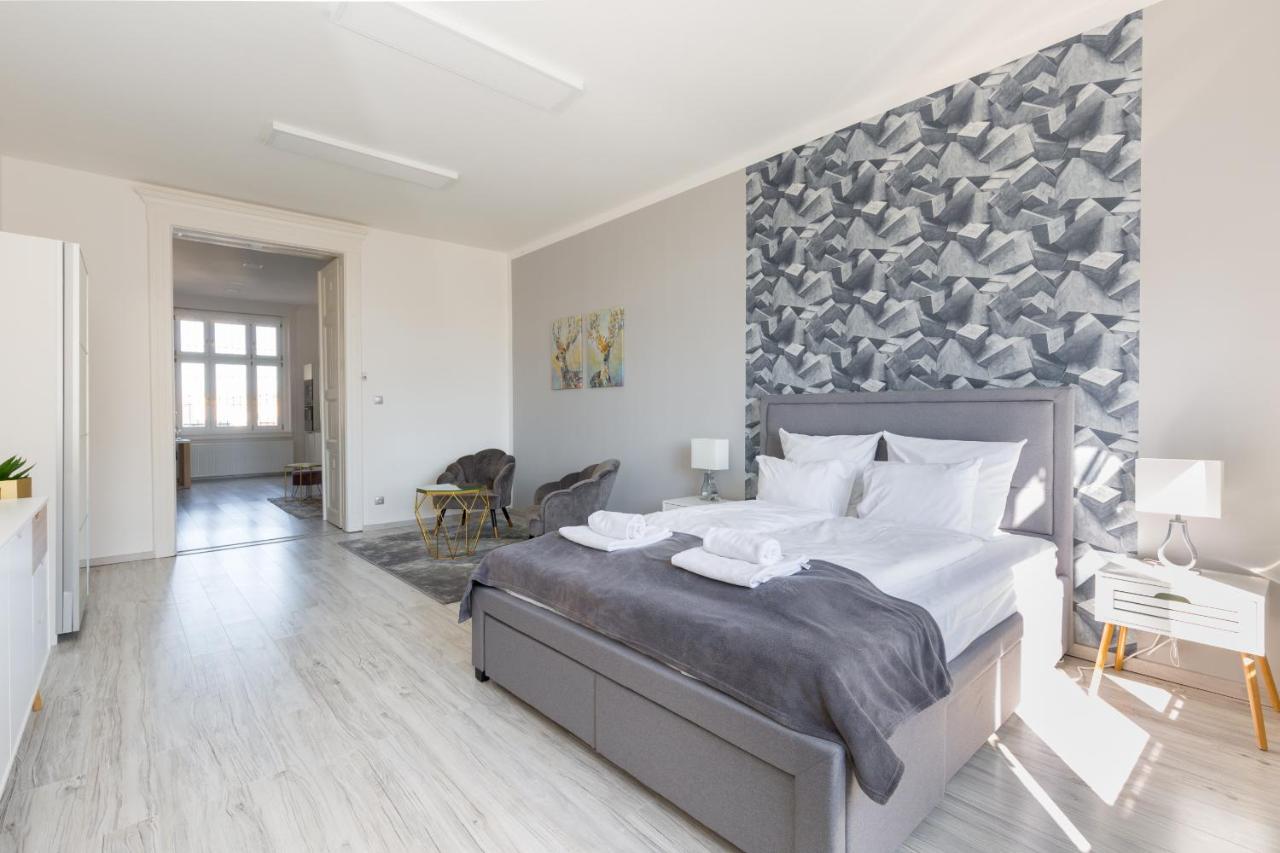 Designer Apartment On The Budapest Broadway With 2Br And Ac Екстер'єр фото