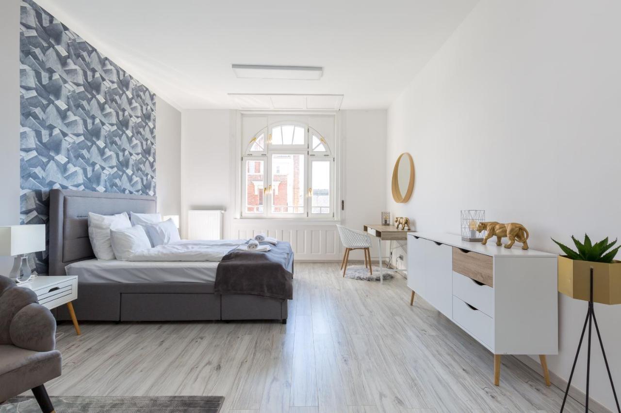 Designer Apartment On The Budapest Broadway With 2Br And Ac Екстер'єр фото