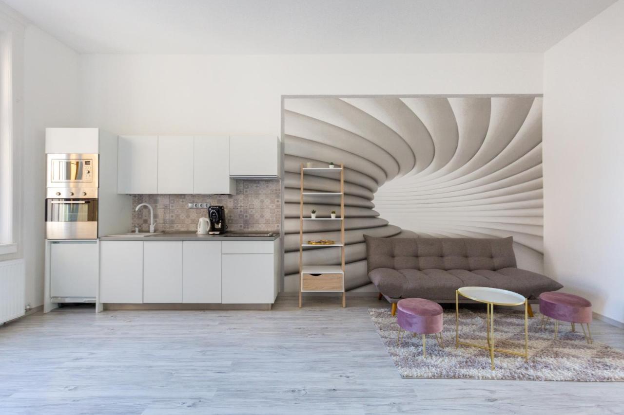 Designer Apartment On The Budapest Broadway With 2Br And Ac Екстер'єр фото